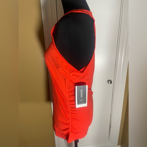 NWT ATHLETA SPEEDLIGHT SEAMLESS TANK SIZE MEDIUM ORANGE - Picture 5 of 10